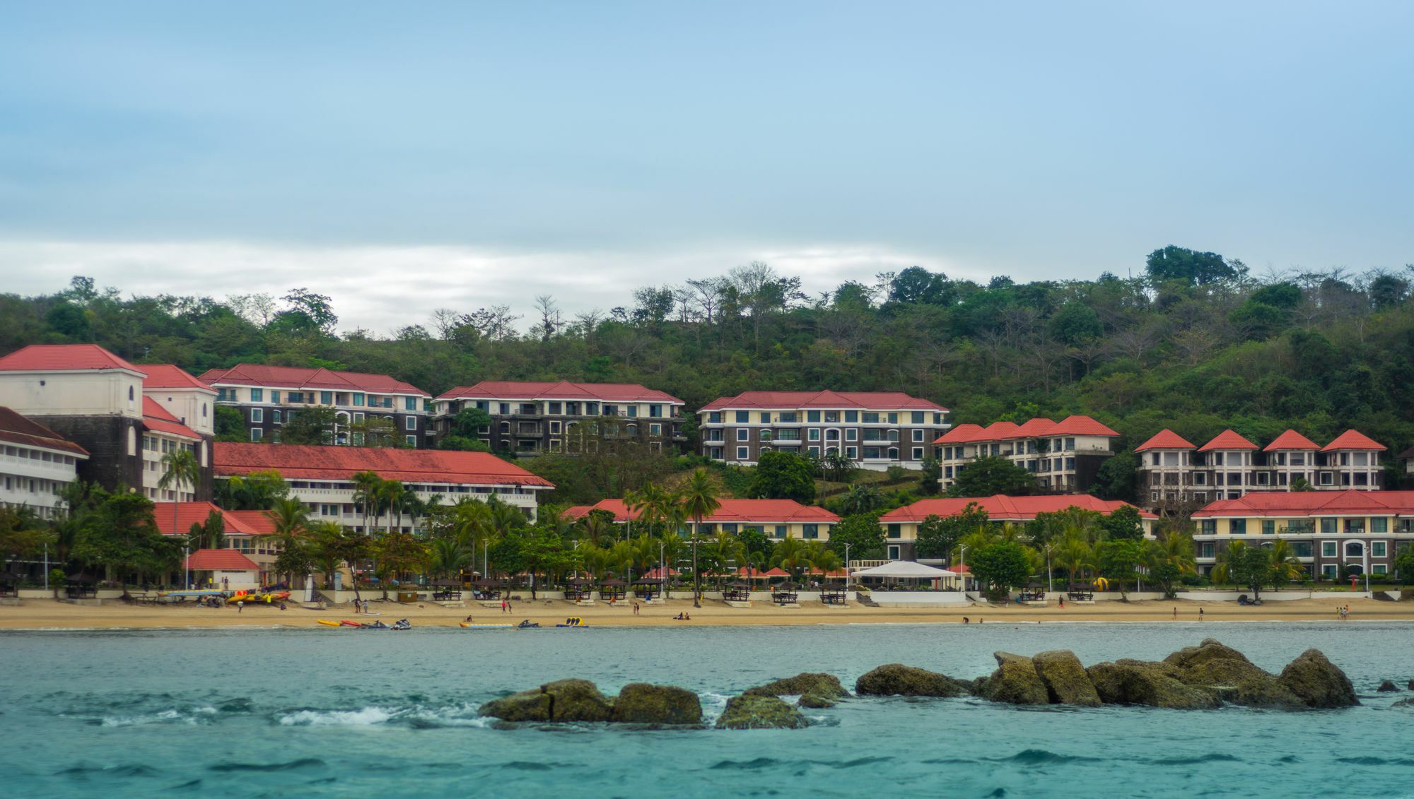 Canyon Cove Hotel y Spa Nasugbu Exterior foto